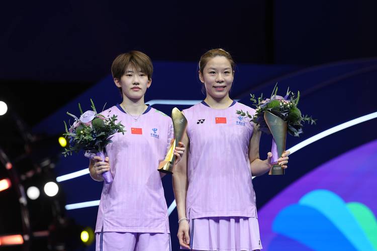女双羽毛球冠军，女双羽毛球世界冠军