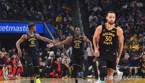 NBA历史绝杀球排名：那些惊心动魄的逆转时刻！🌟