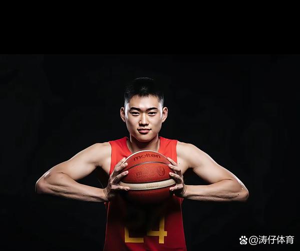 《NBA中国球星，谁才是真正的篮球英雄？》