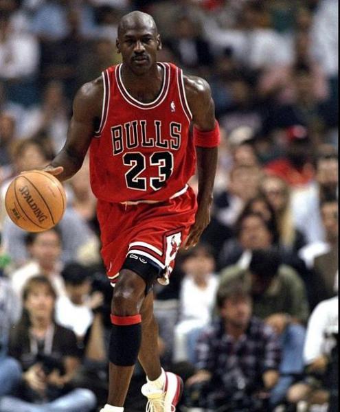 NBA历史上绝杀次数最多的球员是？