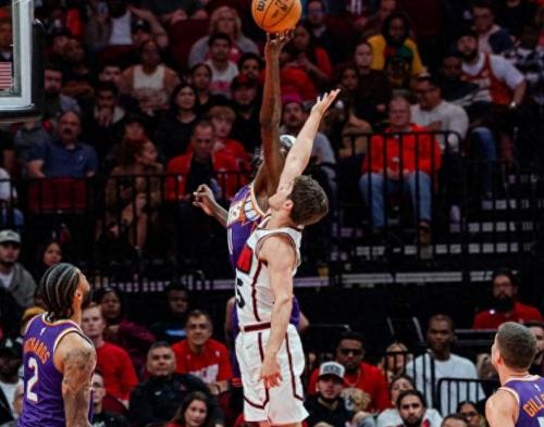 NBA历史上最大比分逆转：绝地反击，逆转神话！