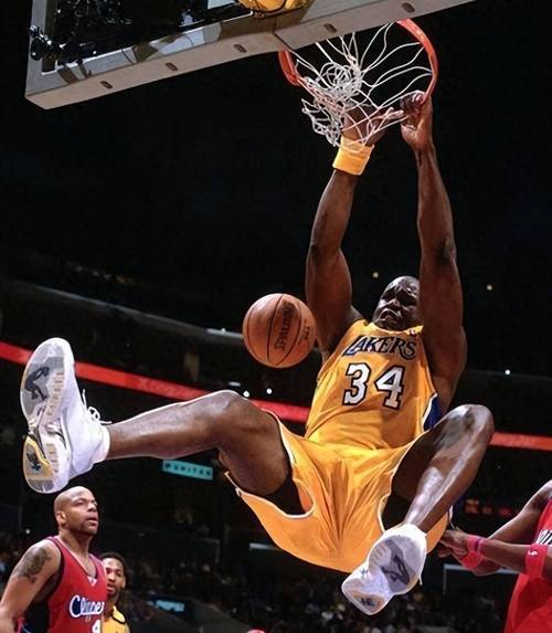 NBA历史上的34号球星：传奇与辉煌并存
