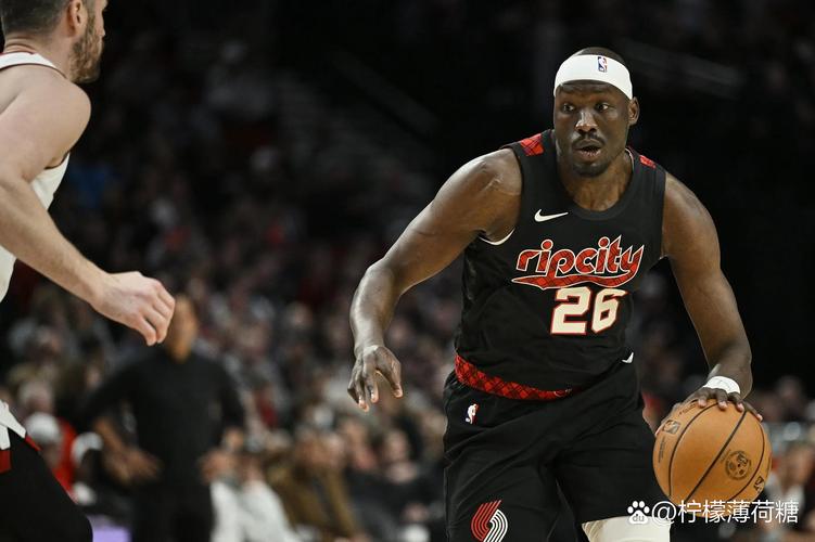 《NBA选秀史上的逆袭传奇：那些被命运眷顾的幸运儿》