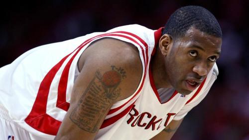 《NBA总冠军传奇名单：星光熠熠，谁能笑到最后？》