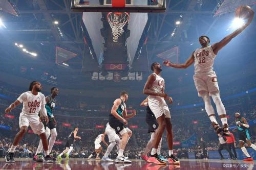 《NBA预测：尼克斯与骑士，谁将在这场较量中脱颖而出？》