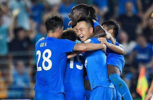 424040中超疯狂一夜！成都五连胜国安输天津海港大胜三镇