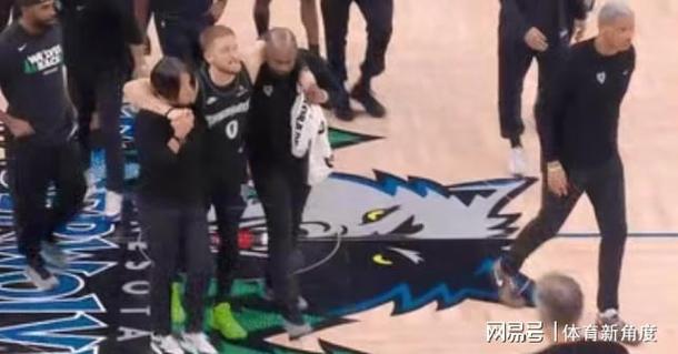 炸裂！2026最火爆冲突，重伤两人，场面太恐怖了...