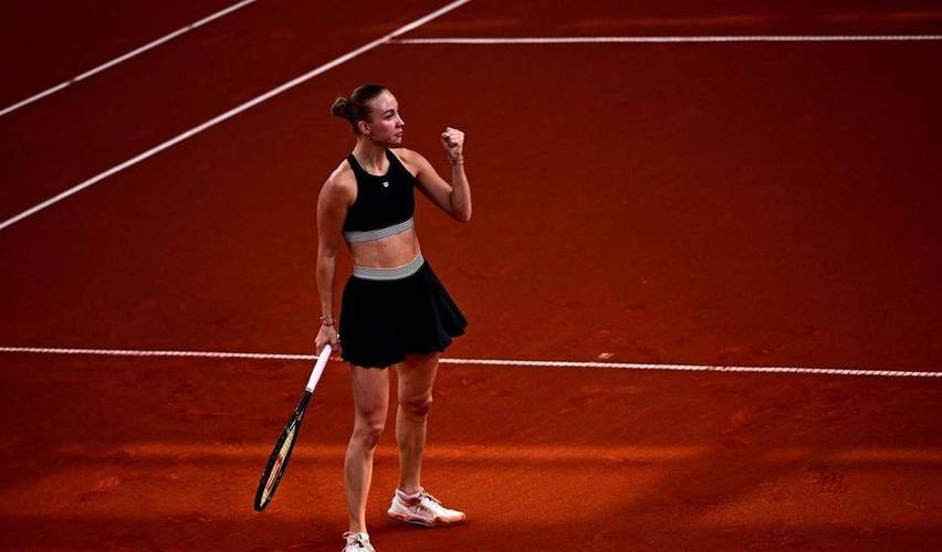 闯入四强！WTA1000马德里站14决赛：波塔波娃21击败普利斯科娃
